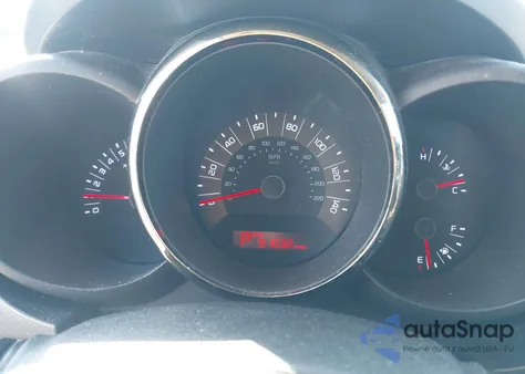 2011 Kia Soul + z USA, uszkodzony, nr VIN KNDJT2A24B7234773